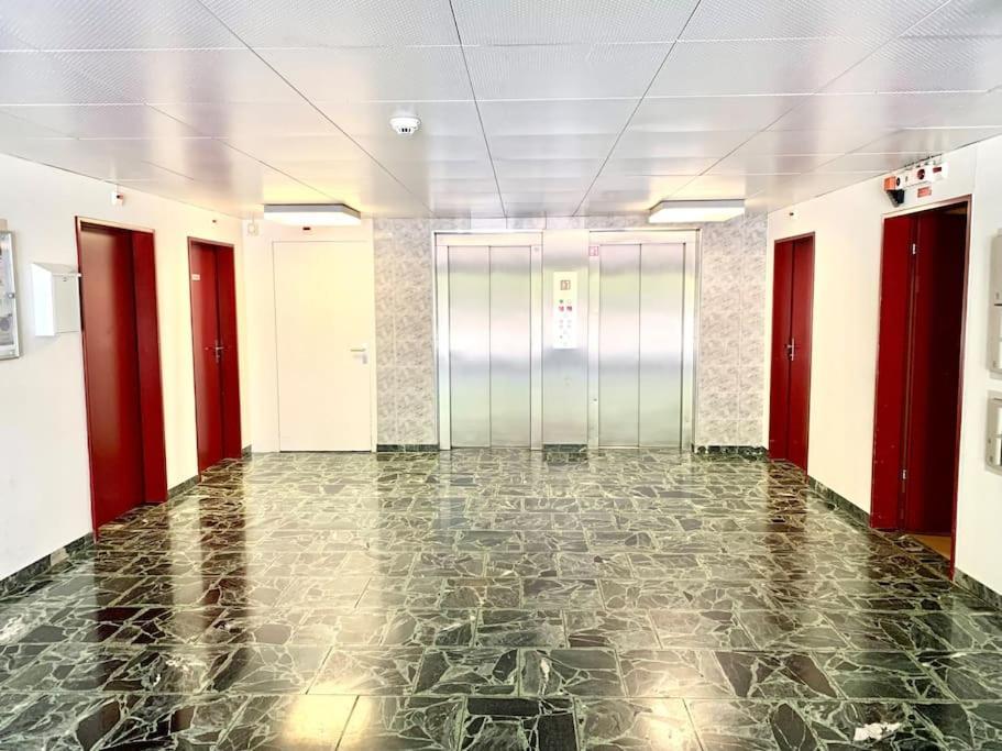 Little Penthouse **** Διαμέρισμα Dietikon Εξωτερικό φωτογραφία